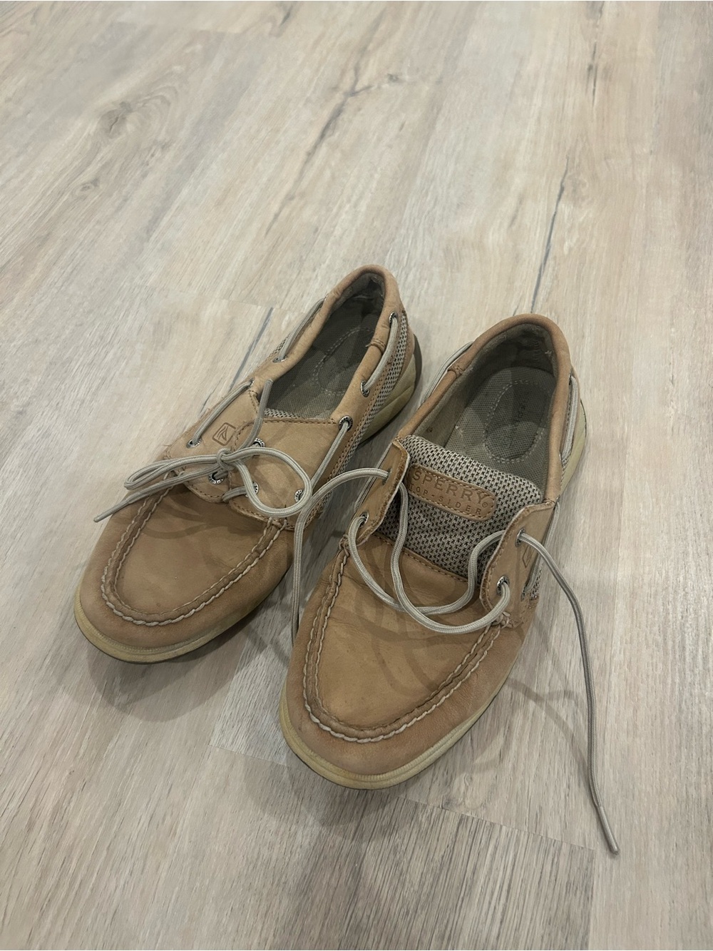 Sperry Women's Tan Leather Boat Shoes